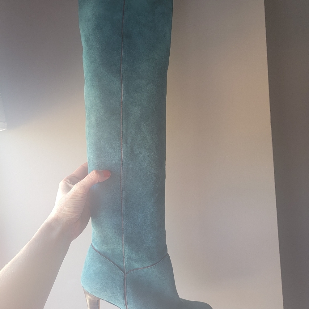 Gorgeous teal suede OTK boot, made in France size 38 but would fit 7.5 - Picture 4 of 6